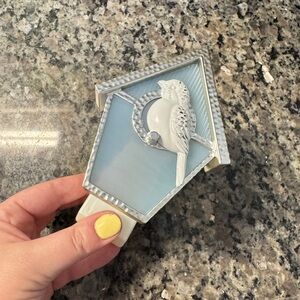 Bath & Body Works Blue and White Decorative Accent Piece